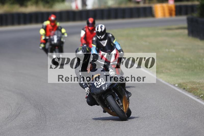 /37 09.08.2026  Pluess Motosport ADR/Einsteiger/454